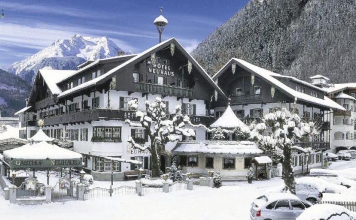 Hotel Neuhaus - St Josef in Mayrhofen , Austria image 2 